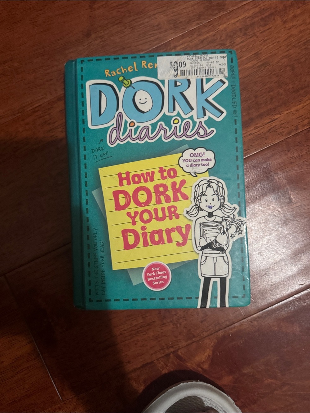 Dork Diaries 'How to Dork Your Diary' Teal Activity Guide